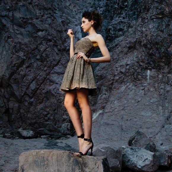 GUESS Dress - Picture 3 of 3